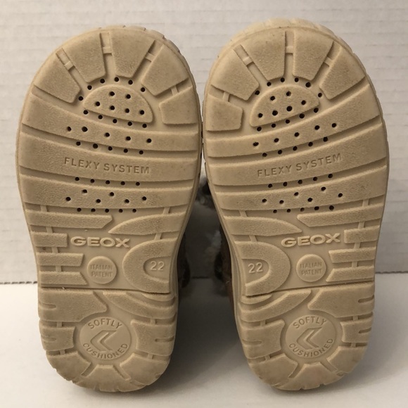 Geox Light Gray Suede Faux Fur Snow Boot Side Zipper Toddler Size 6.5 - Picture 6 of 7